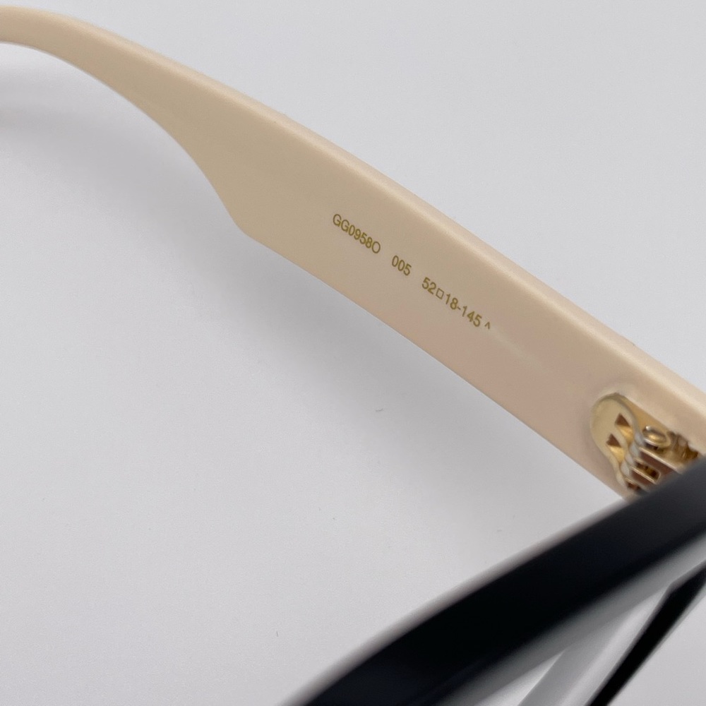 BRAND NEW GUCCI GG0958O 005 Black/White Transparent Women Eyeglasses - Picture 3 of 11